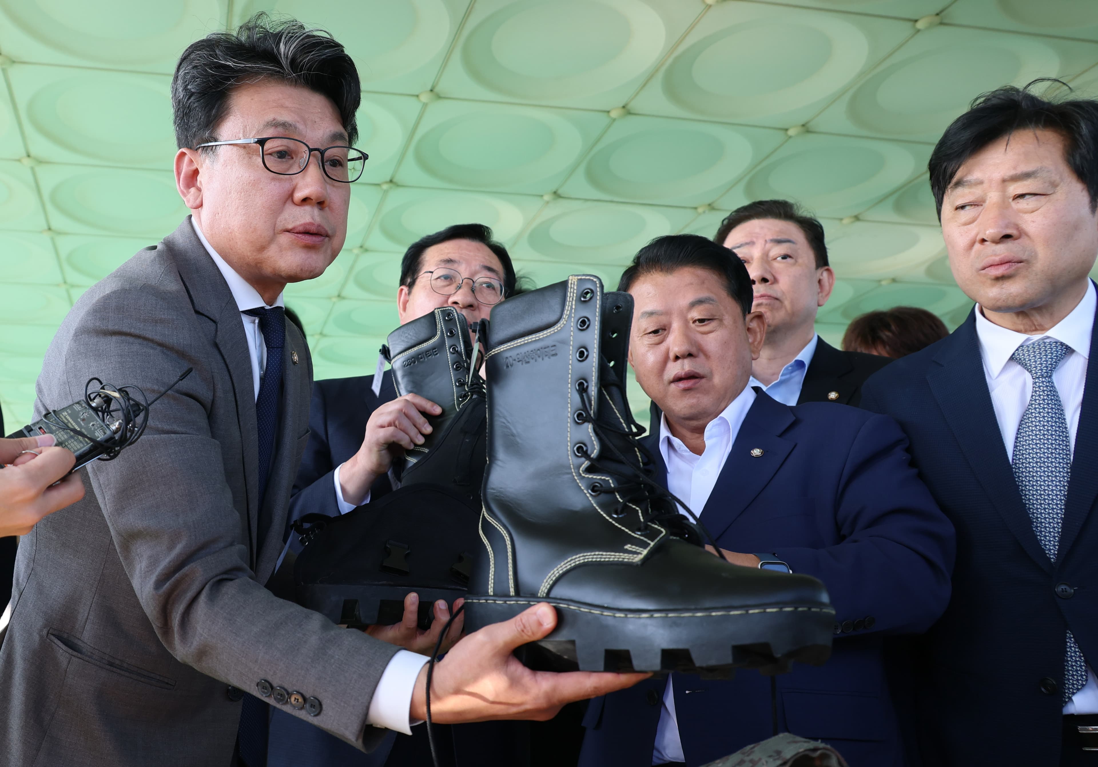 “DMZ 폭발 사고, ‘아군 유실 지뢰’ 가능성 배제 못해”