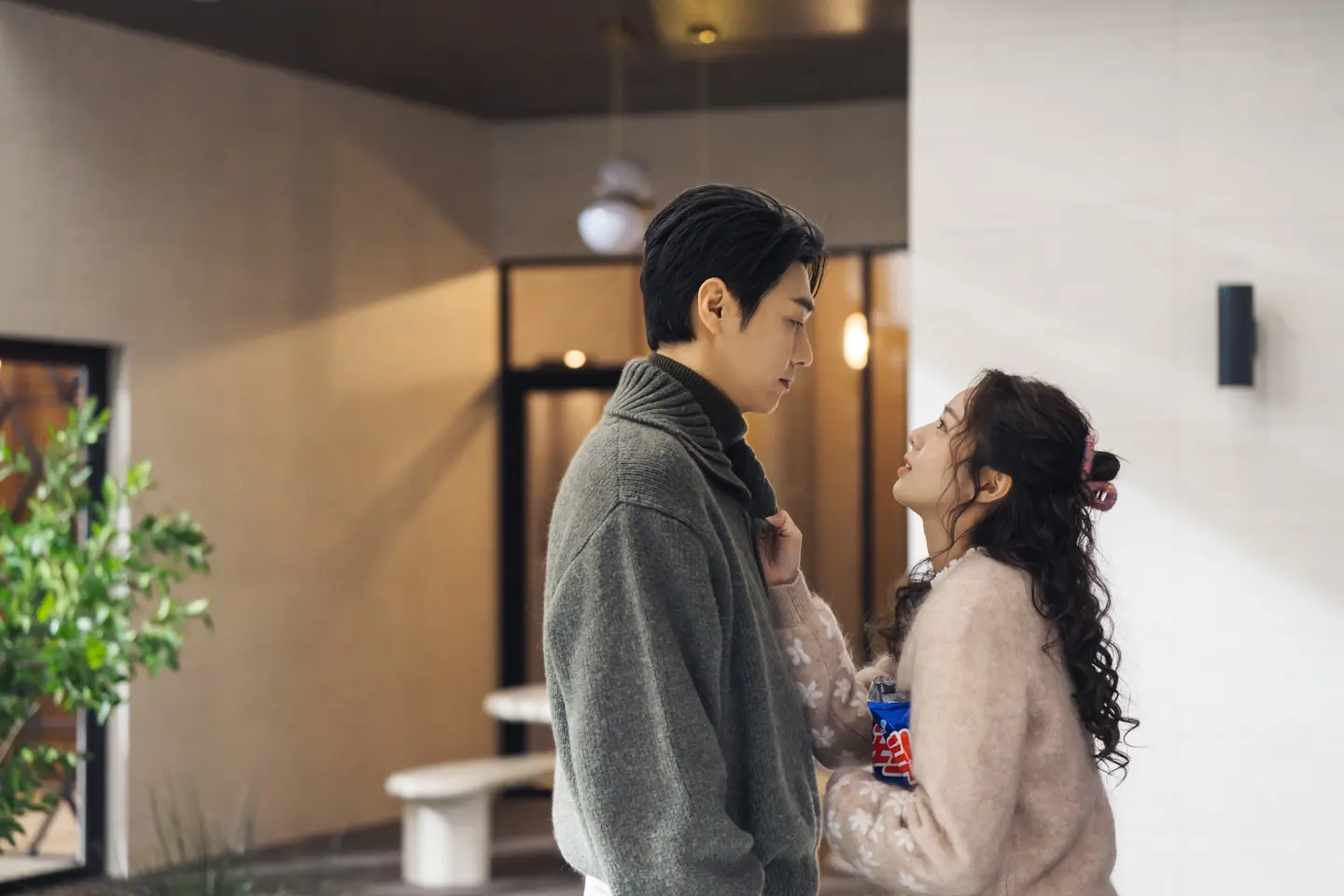 서로의 충전기가 되어 준 두 사람, <나를 충전해줘>
